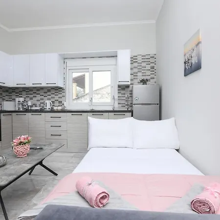 Dellis House 아파트 Vouniatades