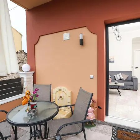 Dellis House Διαμέρισμα Vouniatades