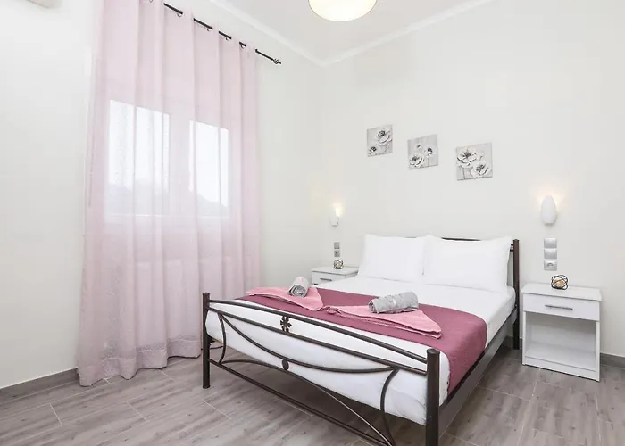 Dellis House Apartamento *