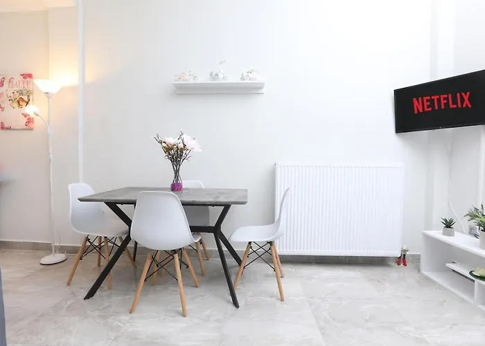 Dellis House Apartamento *