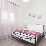 Dellis House Apartament *