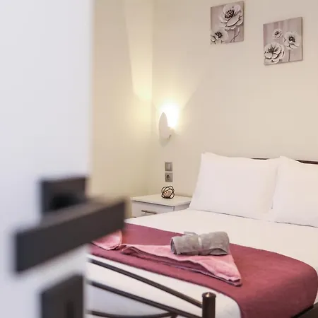 Apartament Dellis House *