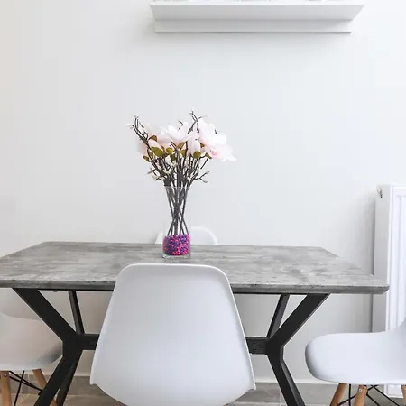 アパート Dellis House *