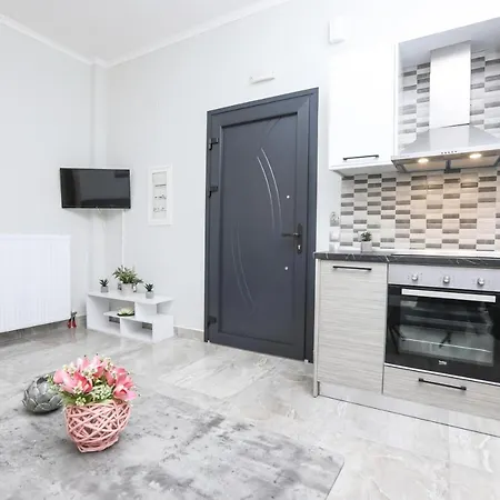 アパート Dellis House *